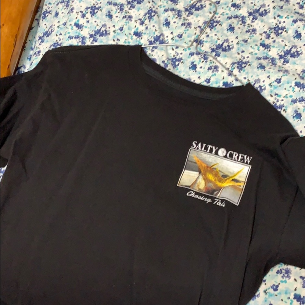 Columbia and Salty Crew tees size 1